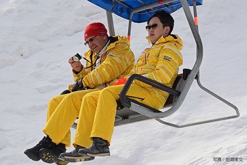 ヤンネ・バータイネンコーチと千田侑也スキー部長