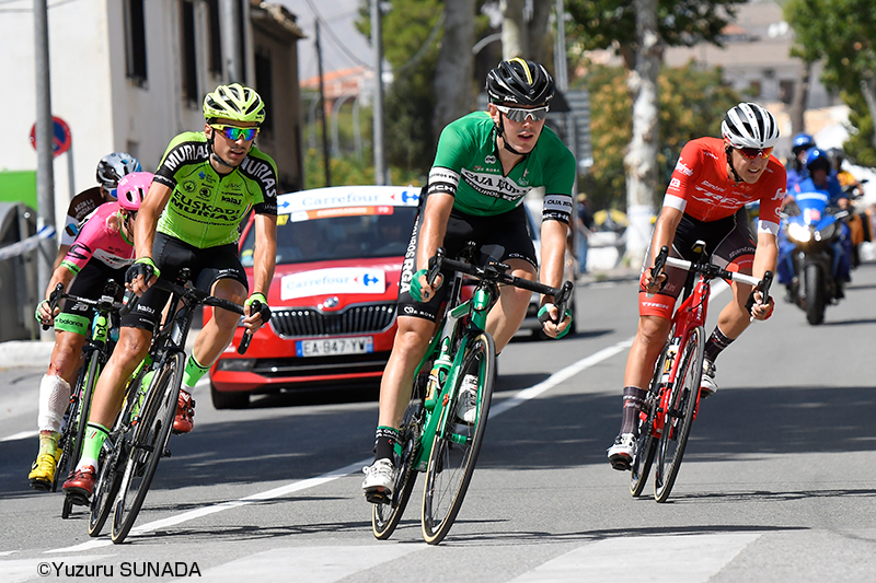 7人の逃げには最大4分の差しか与えられなかった