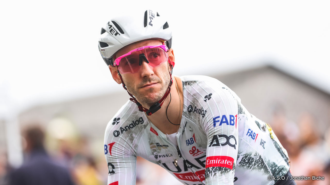 アダム・イェーツ