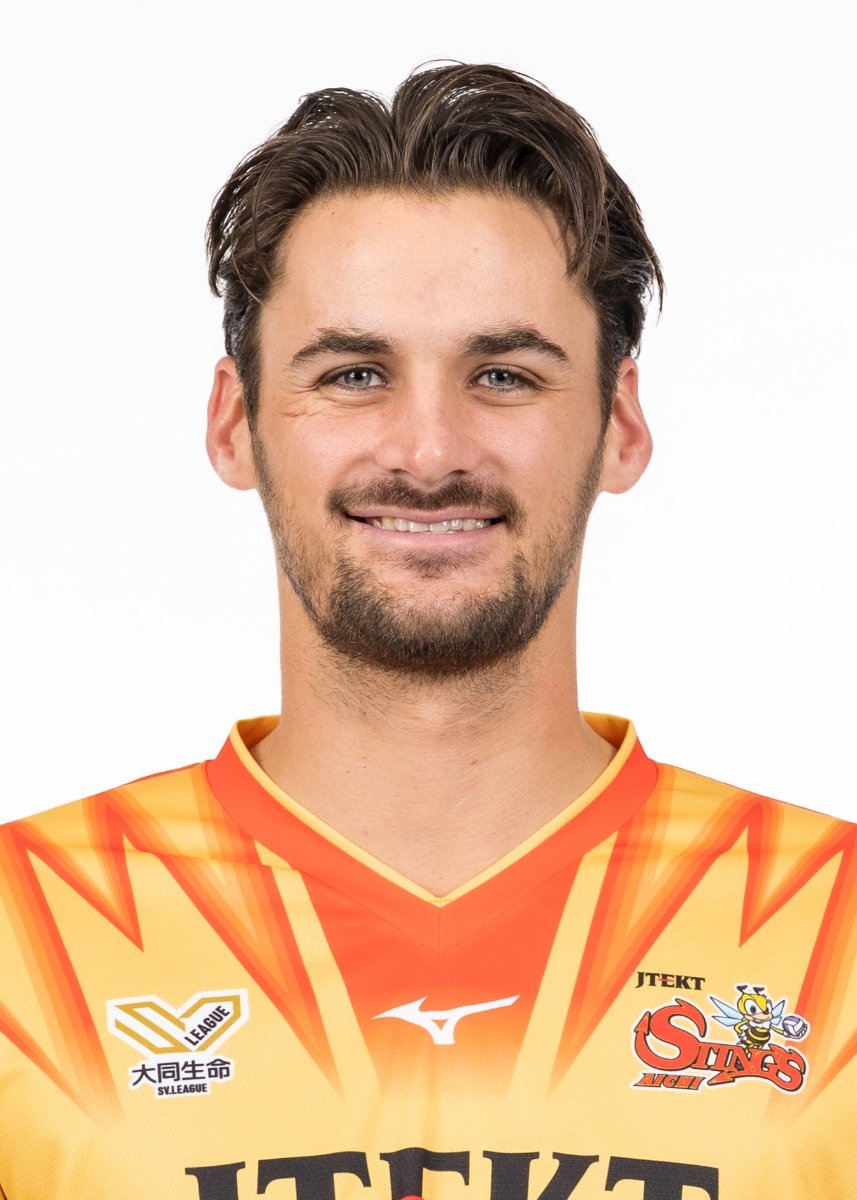 トリー・デファルコ