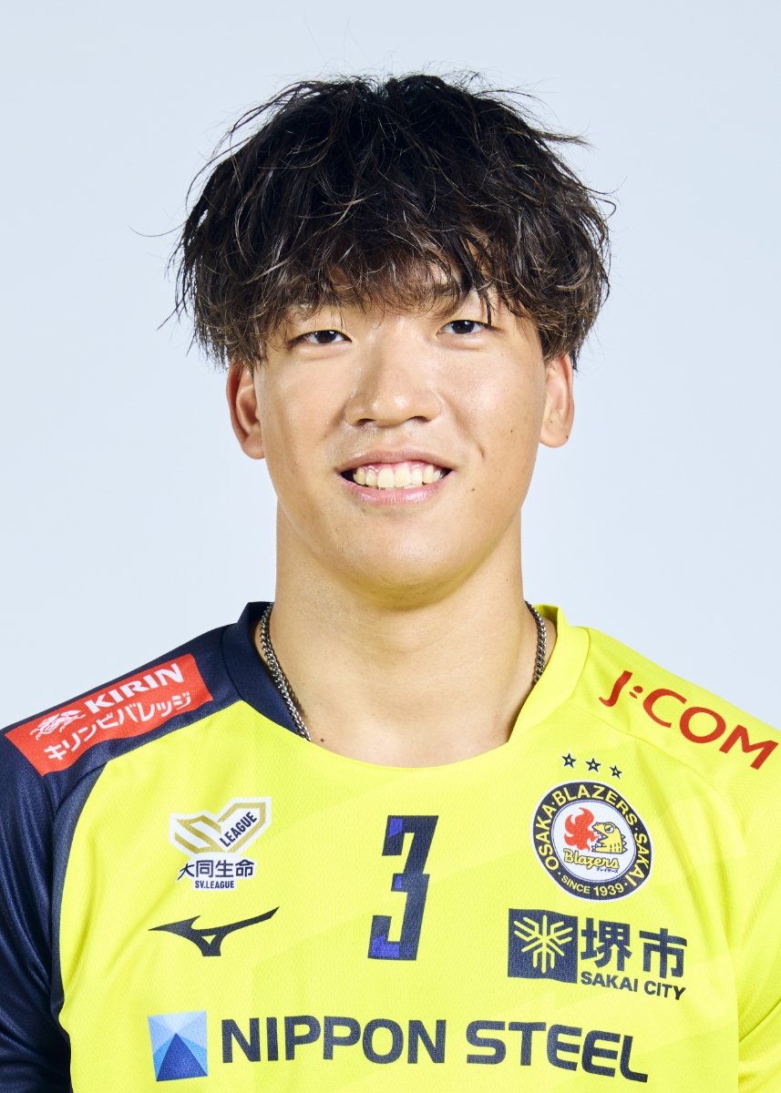 安井 恒介