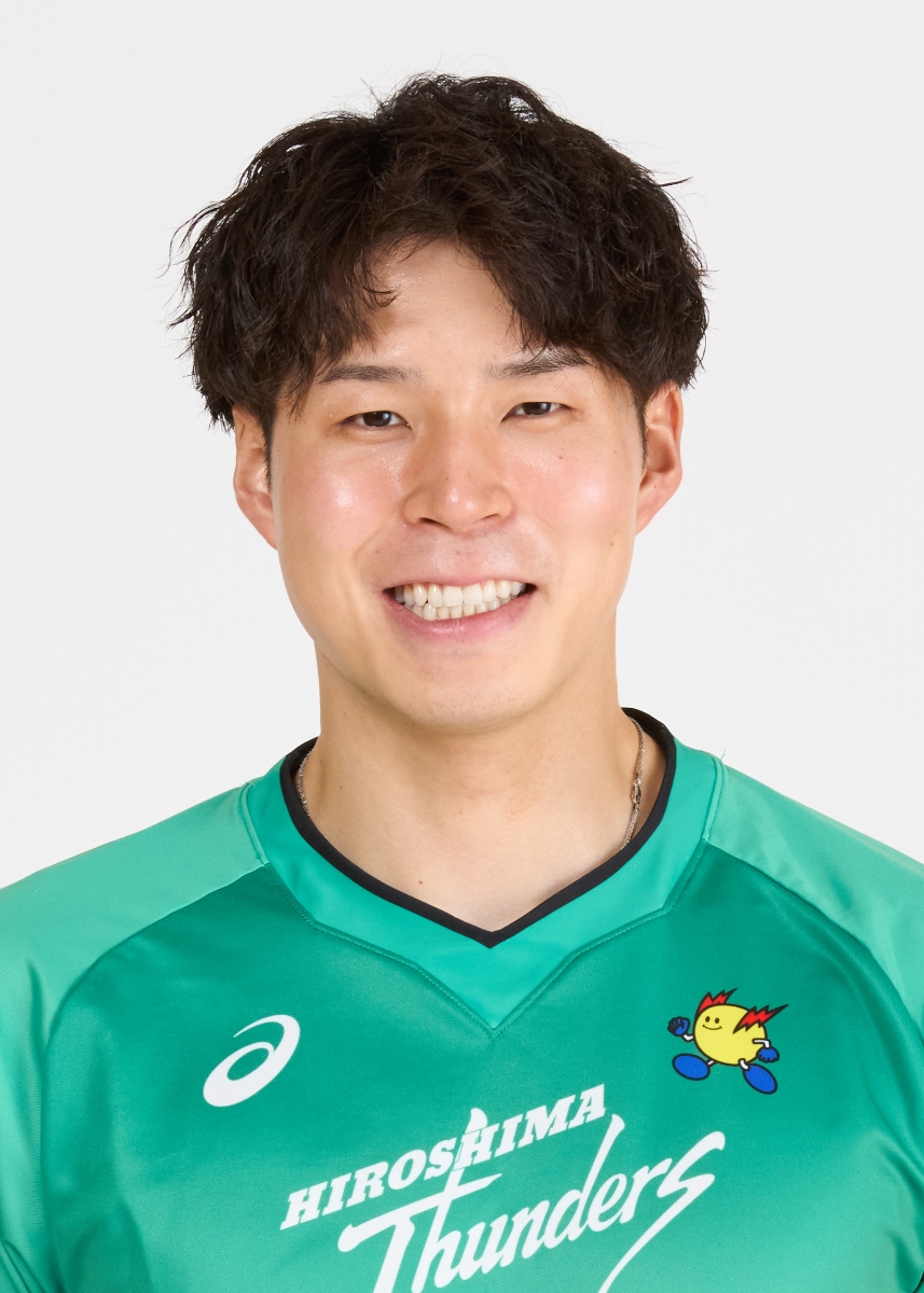 新井 雄大
