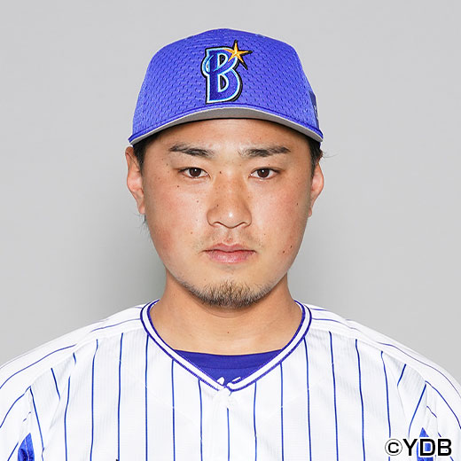 石田 健大