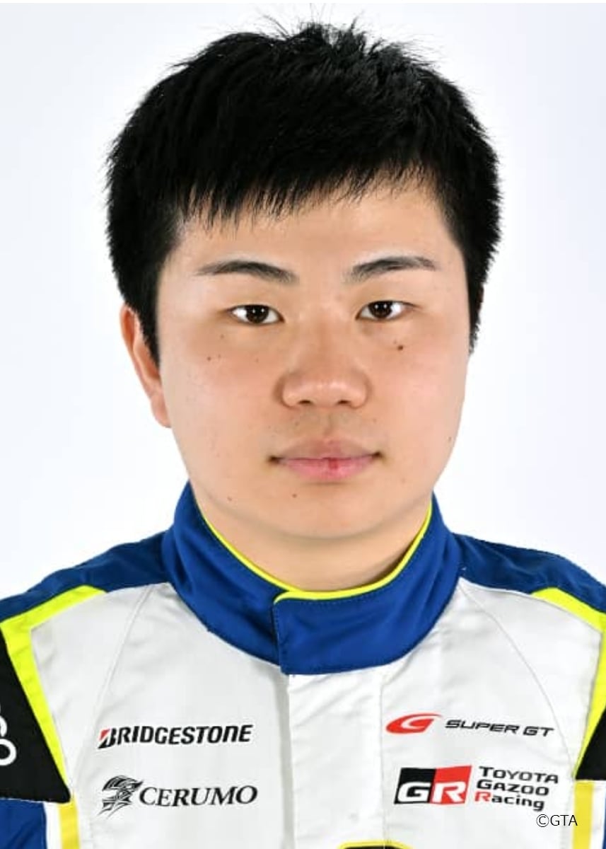 小林利徠斗